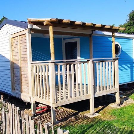 Camping Insolite Le Haut Village Saint-Michel-Chef-Chef Extérieur photo