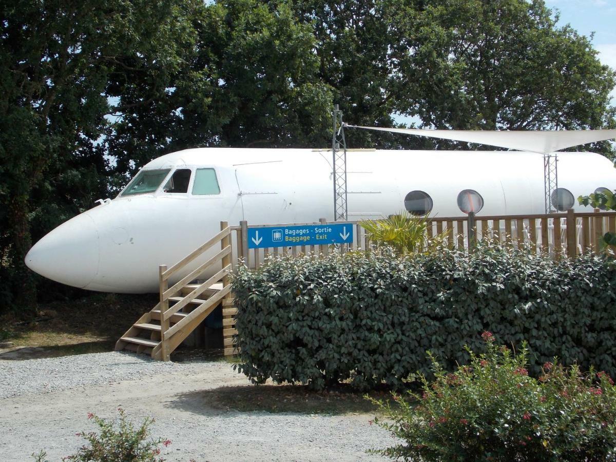 Camping Insolite Le Haut Village Saint-Michel-Chef-Chef Extérieur photo