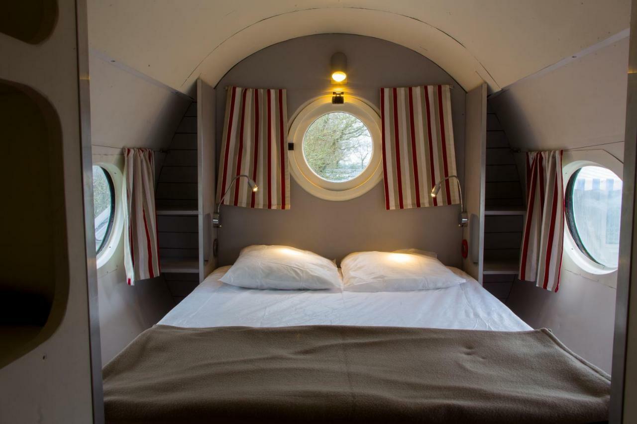 Camping Insolite Le Haut Village Saint-Michel-Chef-Chef Extérieur photo