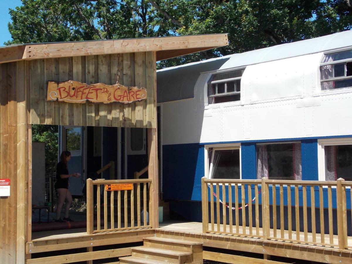 Camping Insolite Le Haut Village Saint-Michel-Chef-Chef Extérieur photo